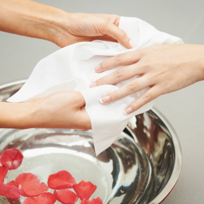 Серветки одноразові, Etto, 30см х 30см (100шт. в рулоні), гладкі 50г/м2